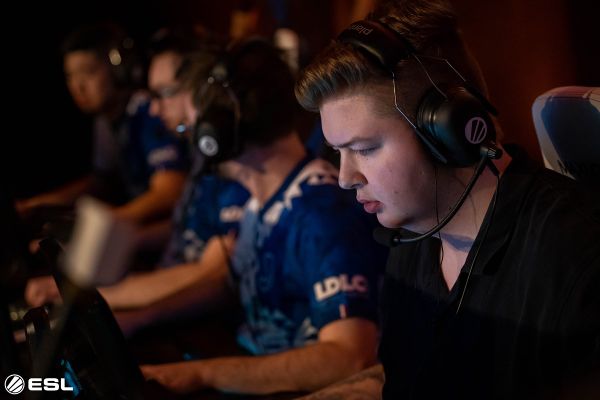 10 Streamer Teamfight Tactics Terbaik di Twitch untuk Belajar Mainnya ...